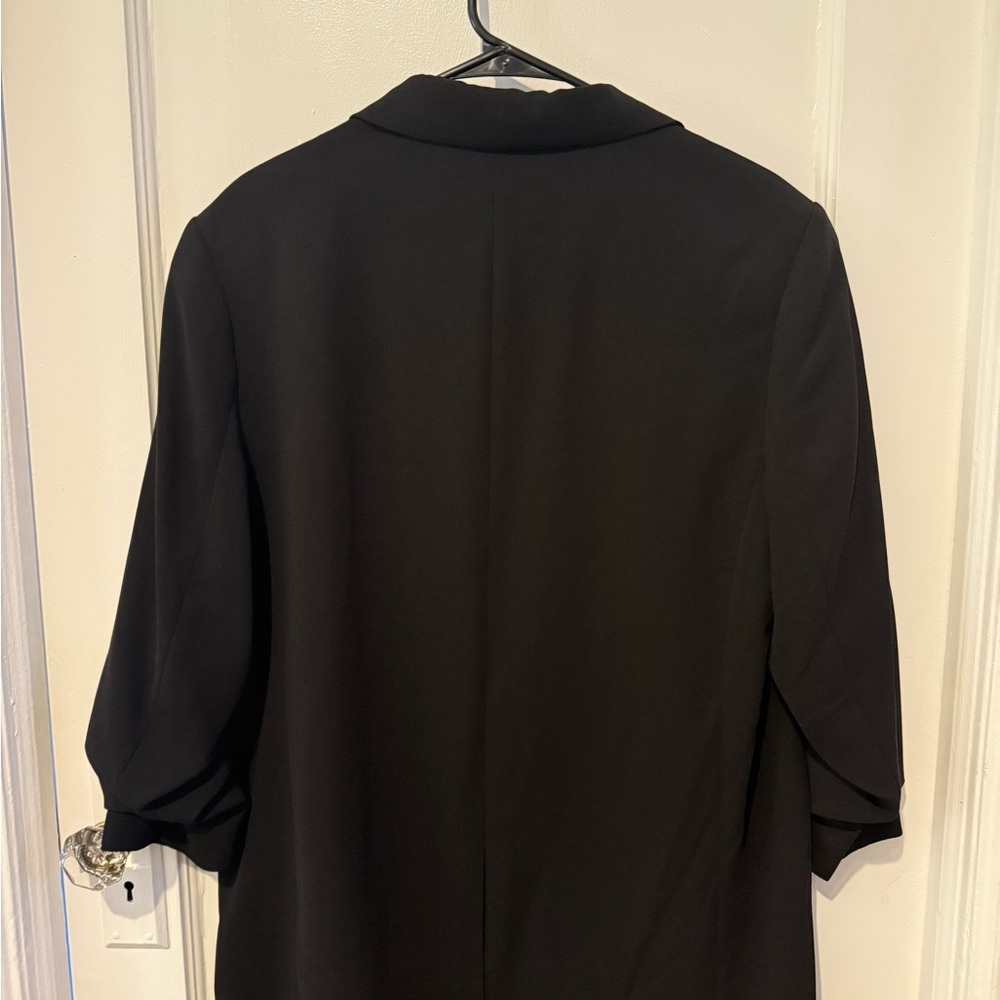 H&M Classic Black Blazer - Picture 2 of 4
